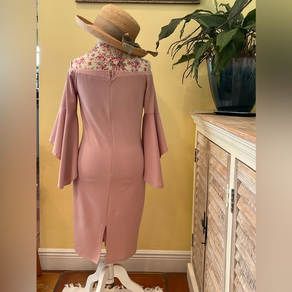 Almost famous off the Shoulder Dress - Picture 2 of 4